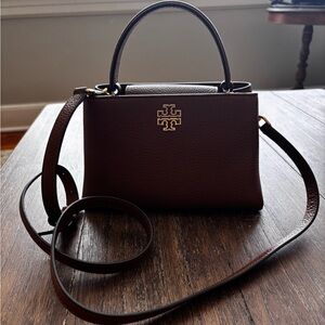 Tory Burch Chestnut Brown Pebbled Leather Crossbody with Gold Logo